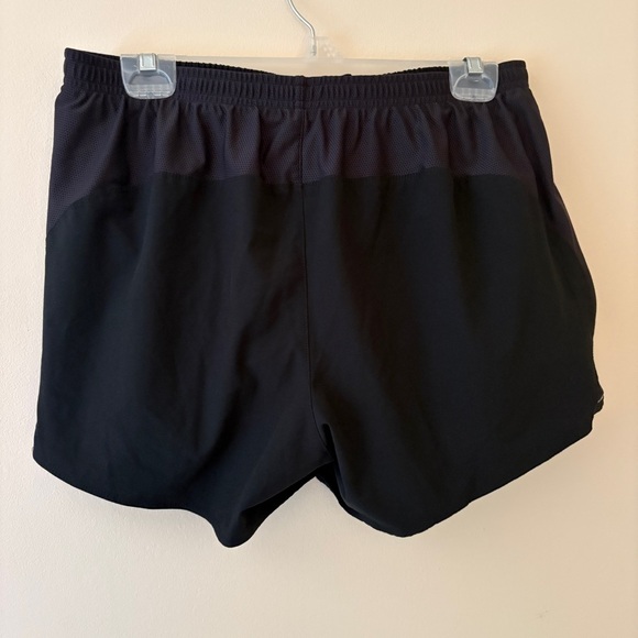 Nike Fit Dry Black Running Shorts Women’s L Reflective Trim Mesh Lightweight - Picture 2 of 4